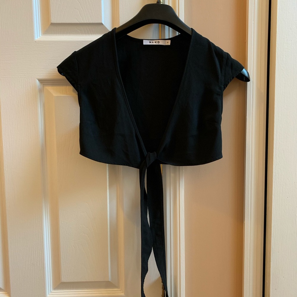 NA-KD Tie Front Crop Top